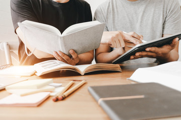 乒乓球正手平击发球的要点是什么？